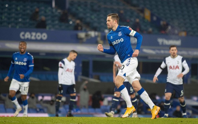 仅是一场技 仅是一场技