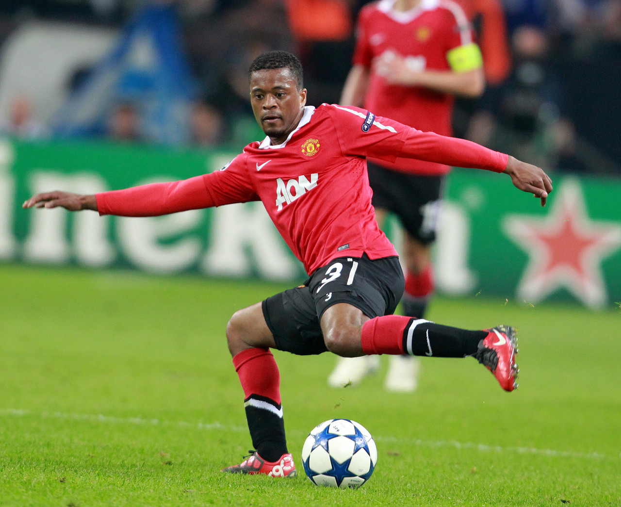 分低於他的 分低於他的