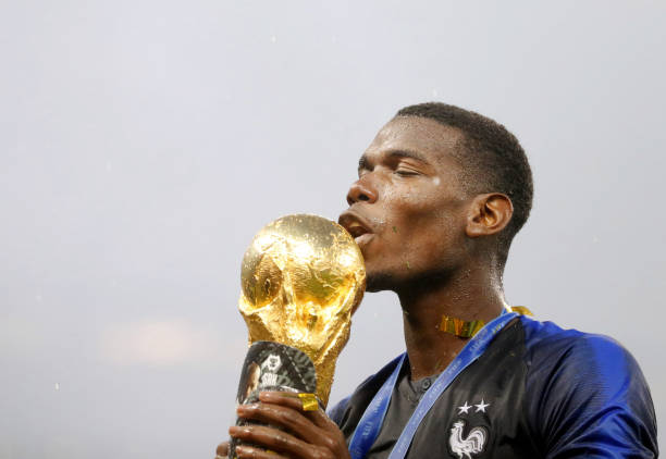 在安抚球员 在安抚球员